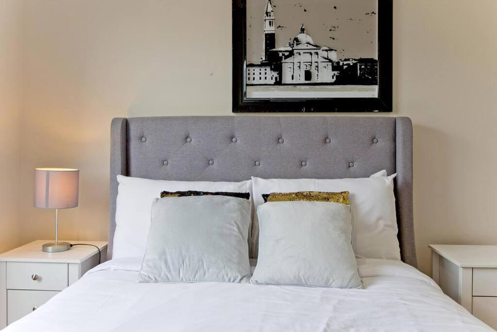 F7 Large 2bed Kensington Appartamento Londra