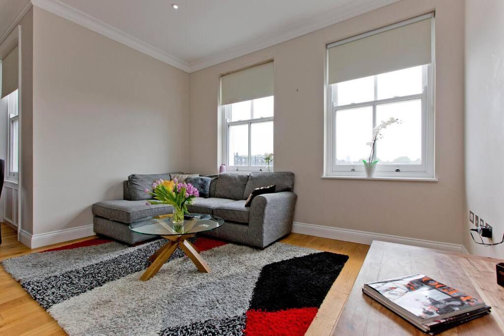 F7 Large 2bed Kensington Appartamento *